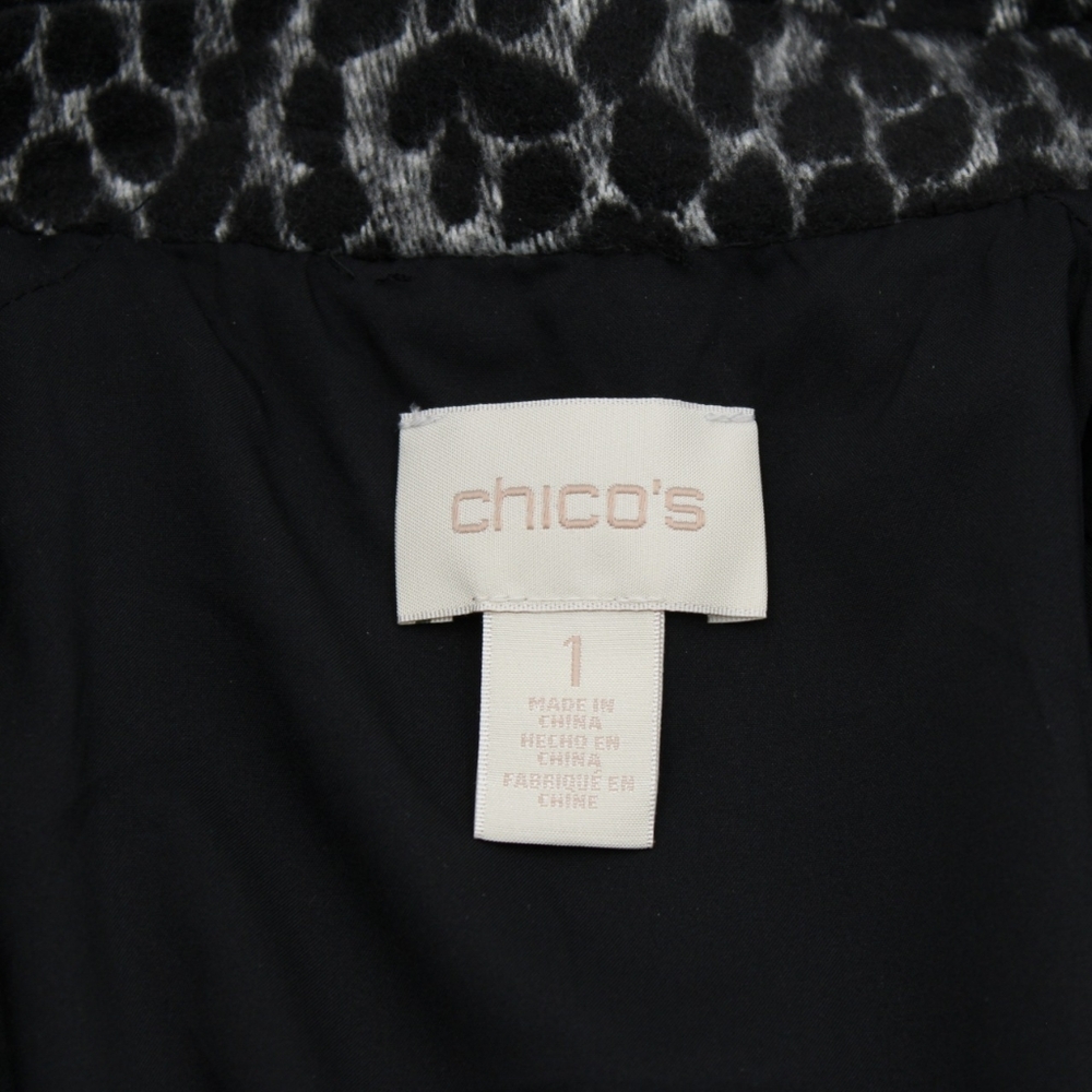 Chico’s Size 1 Black Grey Leopard Print Short Coat - Picture 7 of 9